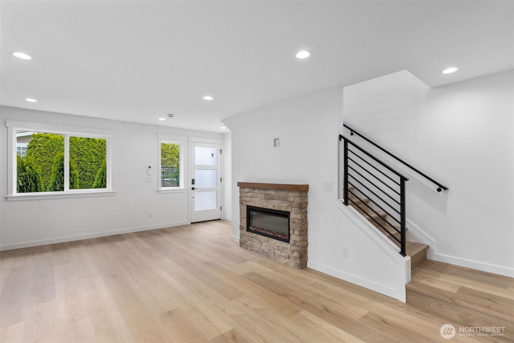 117 Northwest 112th Street Seattle, WA 98177 - Photo 11 of 35