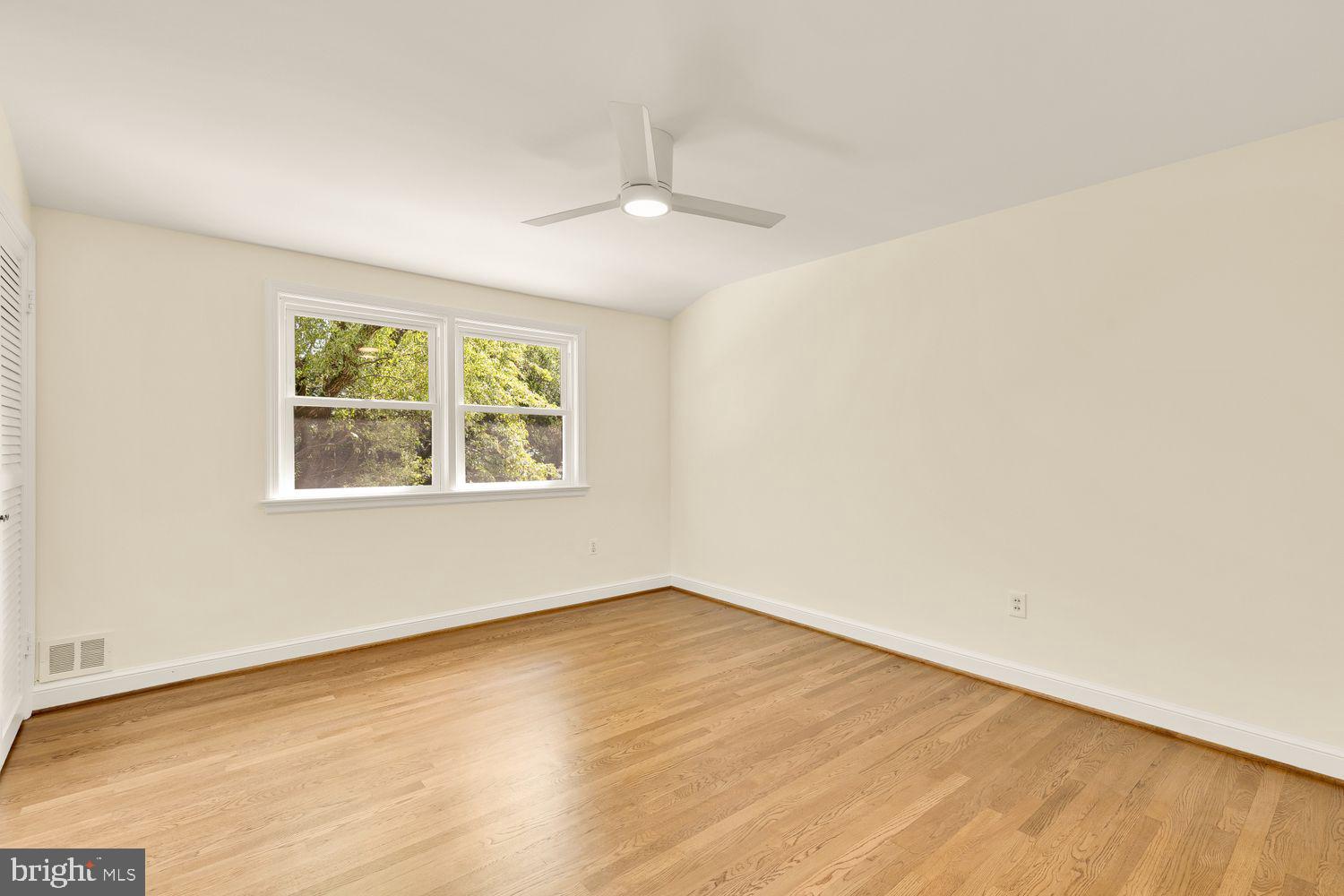5810 Overlea Road Bethesda, MD 20816 - Photo 35 of 52 Third bedroom on the second floor