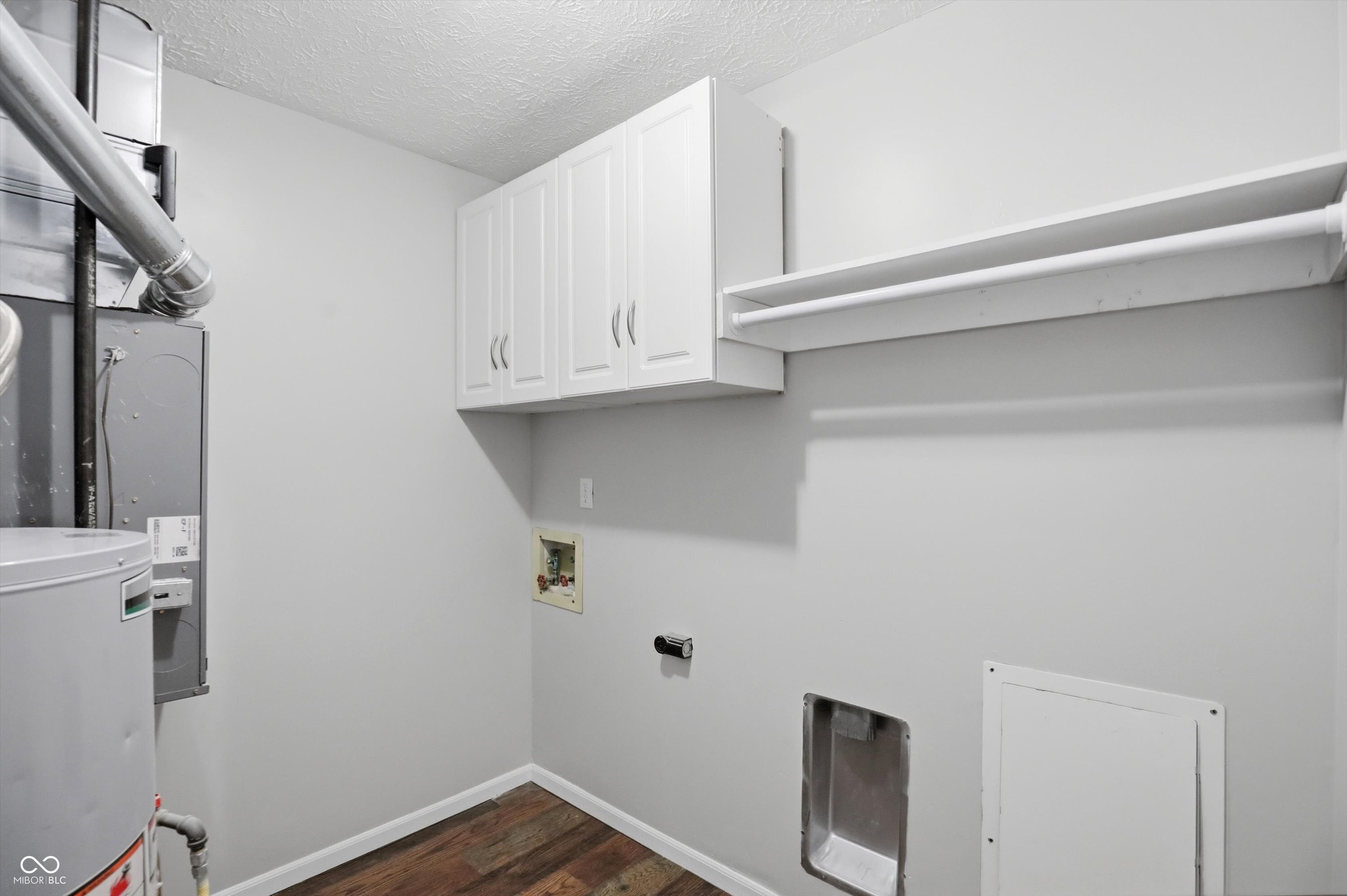 7402 5 Points Road Indianapolis, IN 46237 - Photo 17 of 22