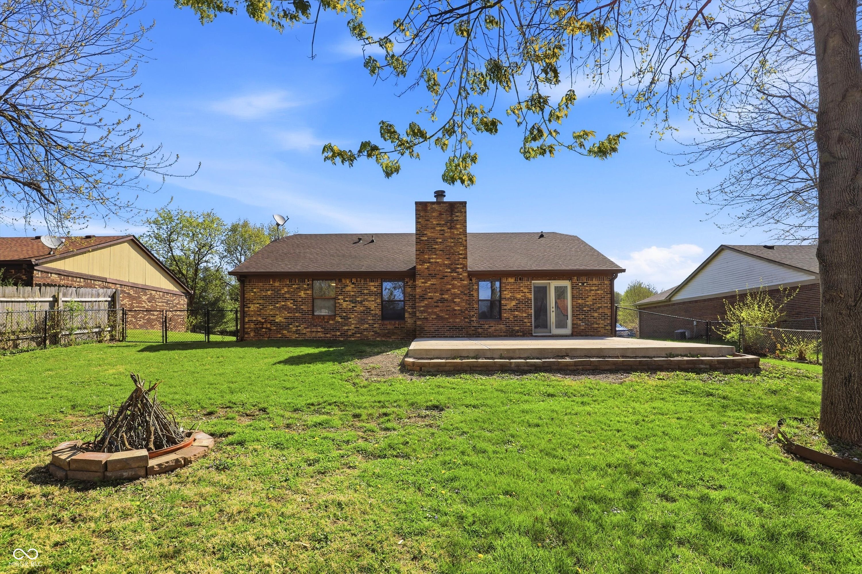 7402 5 Points Road Indianapolis, IN 46237 - Photo 20 of 22