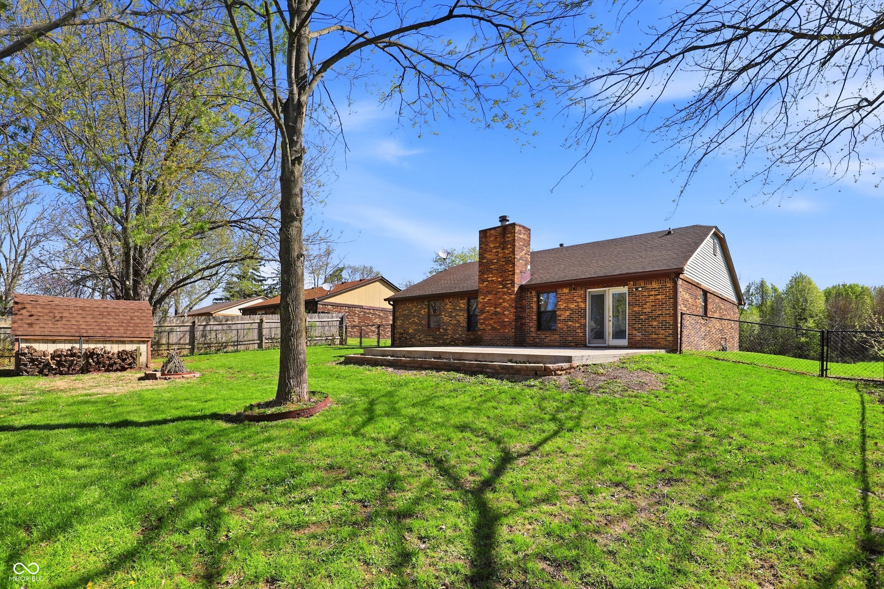 7402 5 Points Road Indianapolis, IN 46237 - Photo 21 of 22