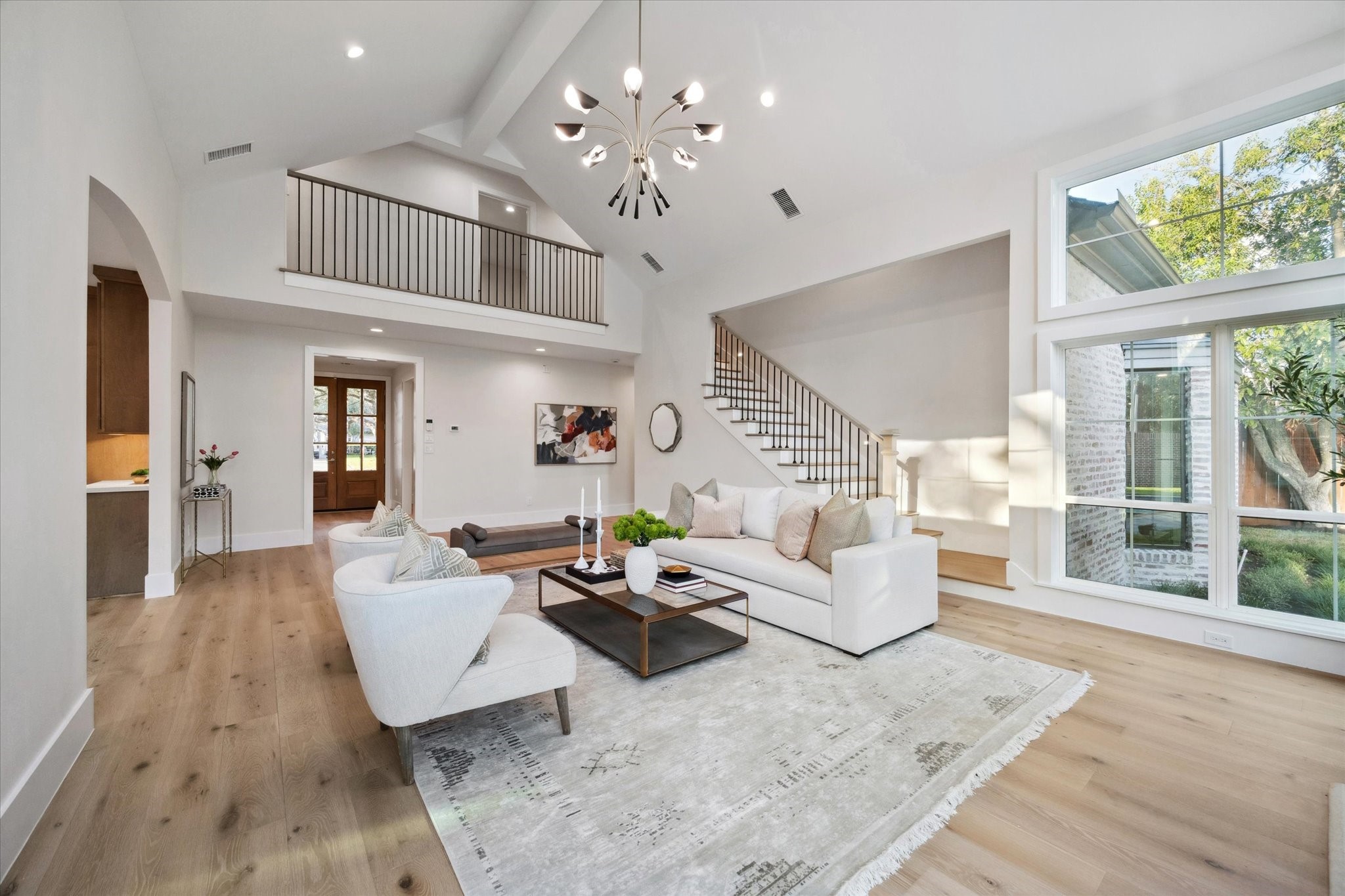 5665 Pine Forest Road Houston, TX 77056 - Photo 11 of 34