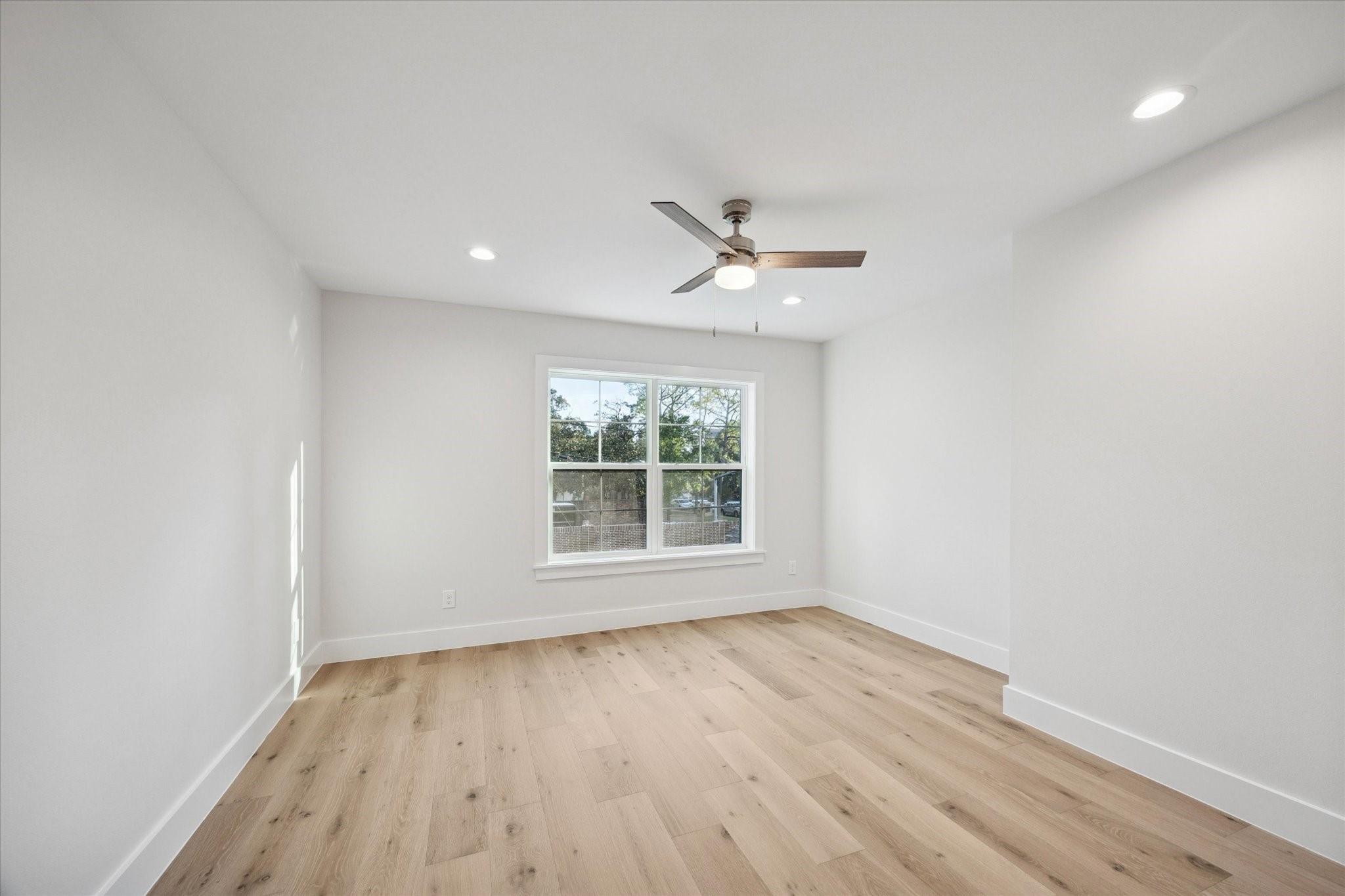 5665 Pine Forest Road Houston, TX 77056 - Photo 24 of 34