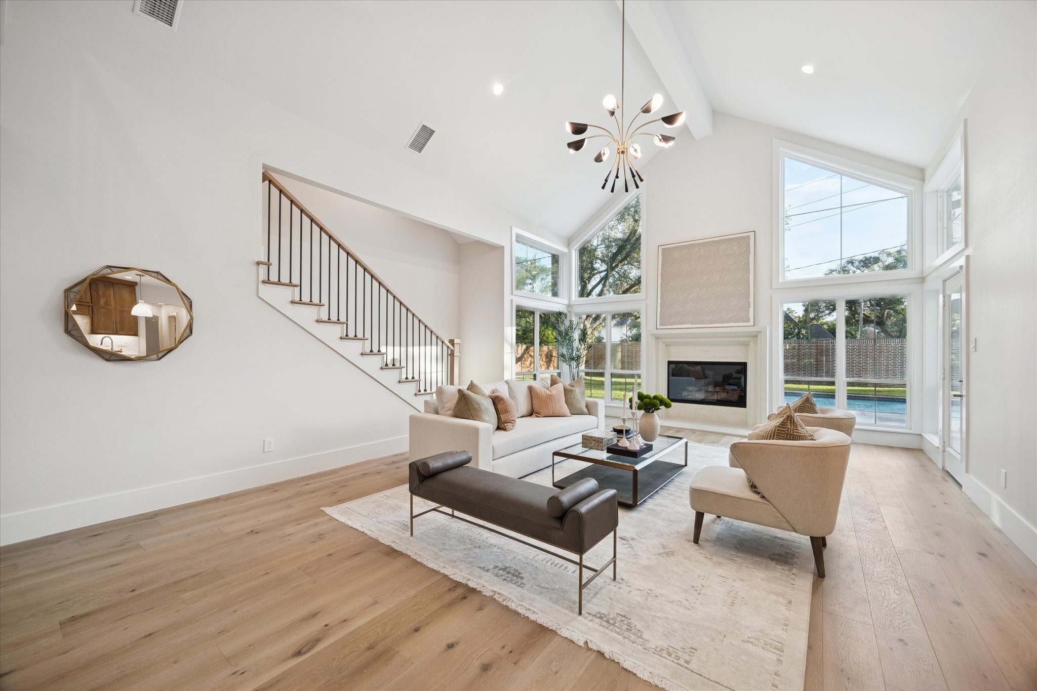 5665 Pine Forest Road Houston, TX 77056 - Photo 9 of 34