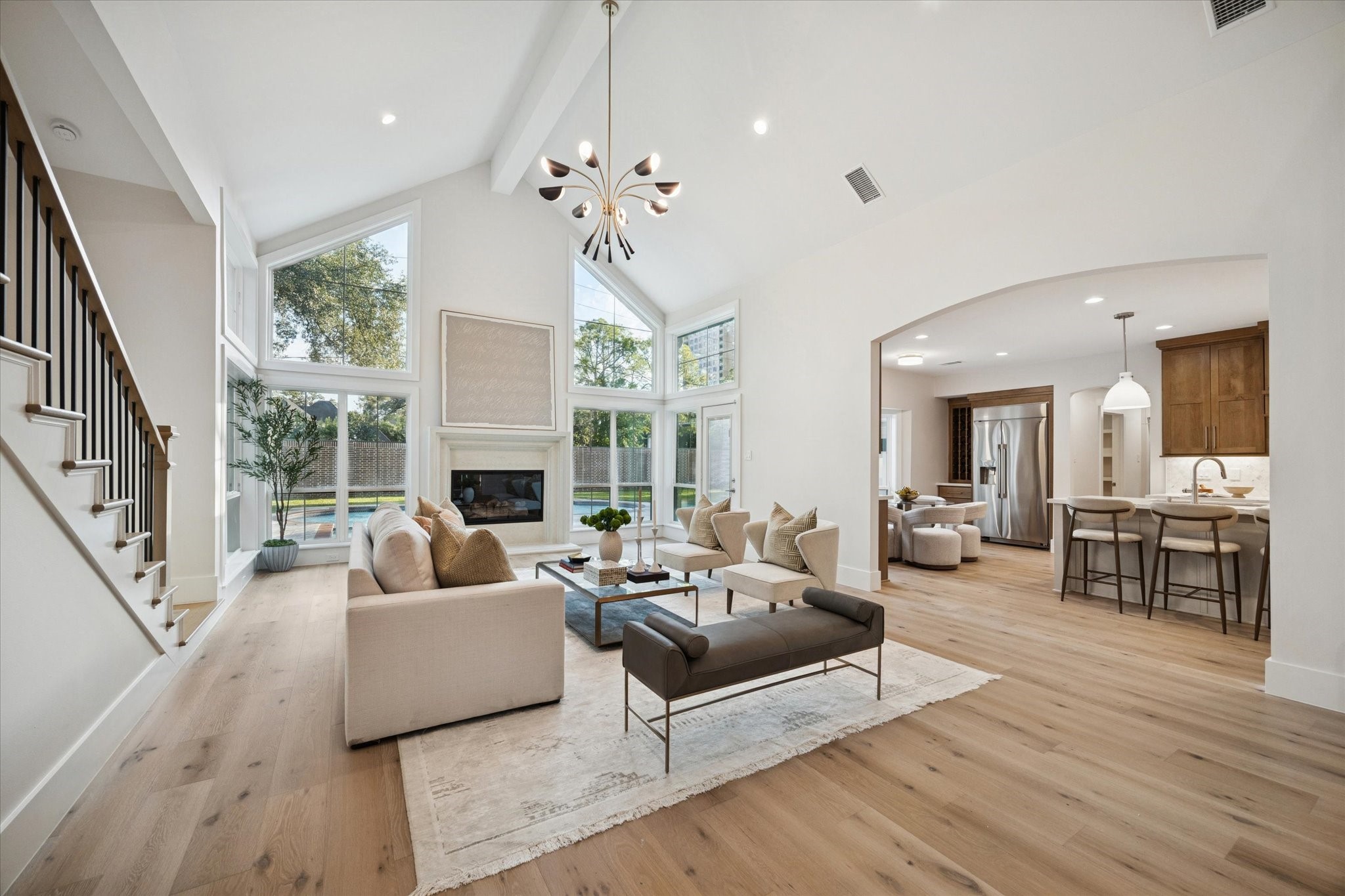 5665 Pine Forest Road Houston, TX 77056 - Photo 10 of 34