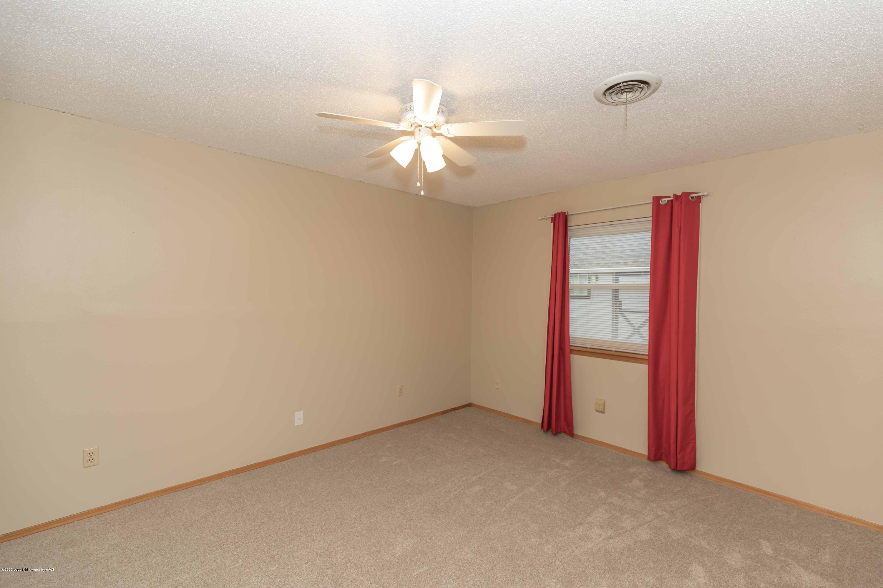 5402 While A Way Road Amarillo, TX 79109 - Photo 23 of 36 BEDROOM 2 VIEW 1