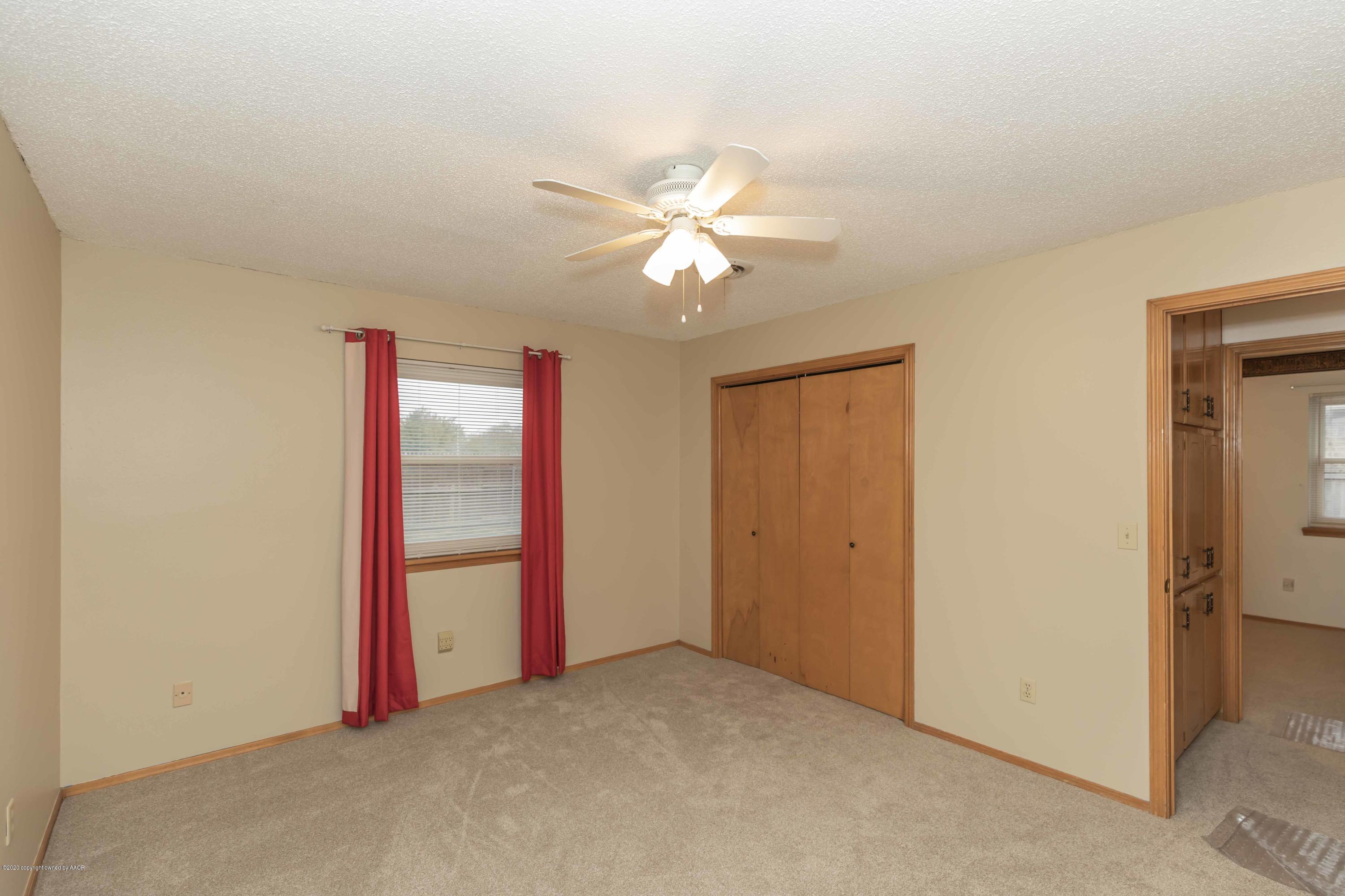 5402 While A Way Road Amarillo, TX 79109 - Photo 24 of 36 BEDROOM 2 VIEW 2