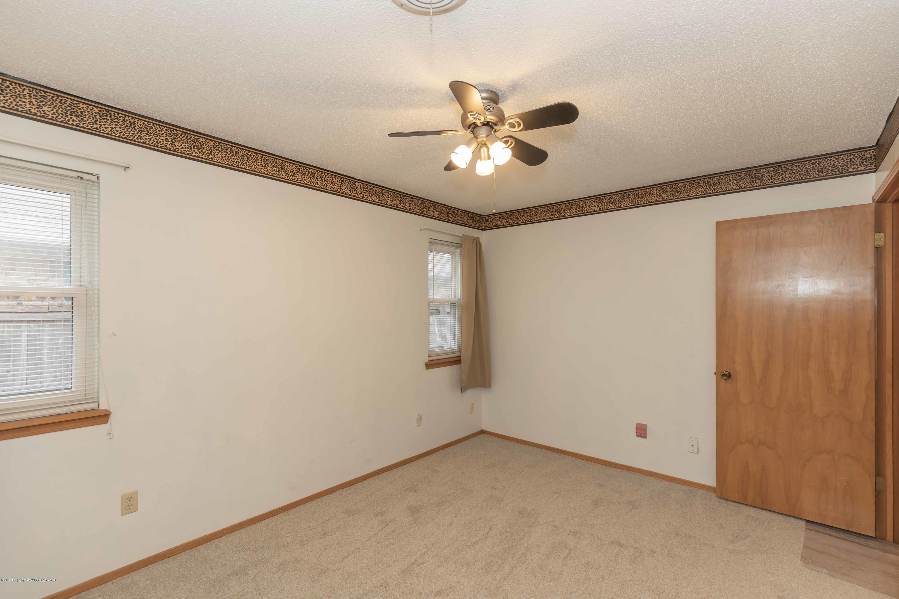 5402 While A Way Road Amarillo, TX 79109 - Photo 27 of 36 BEDROOM 3 VIEW 2
