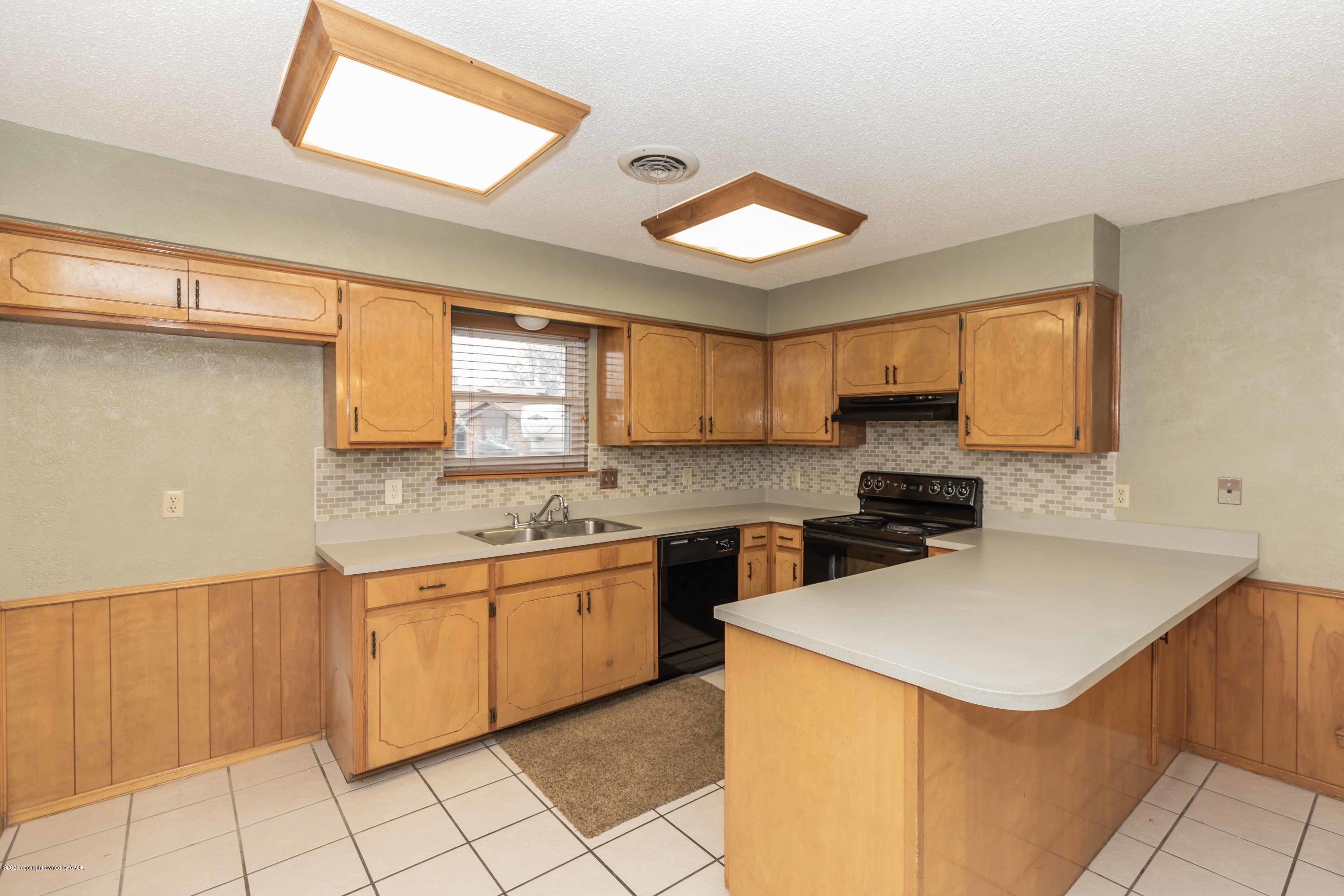 5402 While A Way Road Amarillo, TX 79109 - Photo 8 of 36 KITCHEN VIEW 1