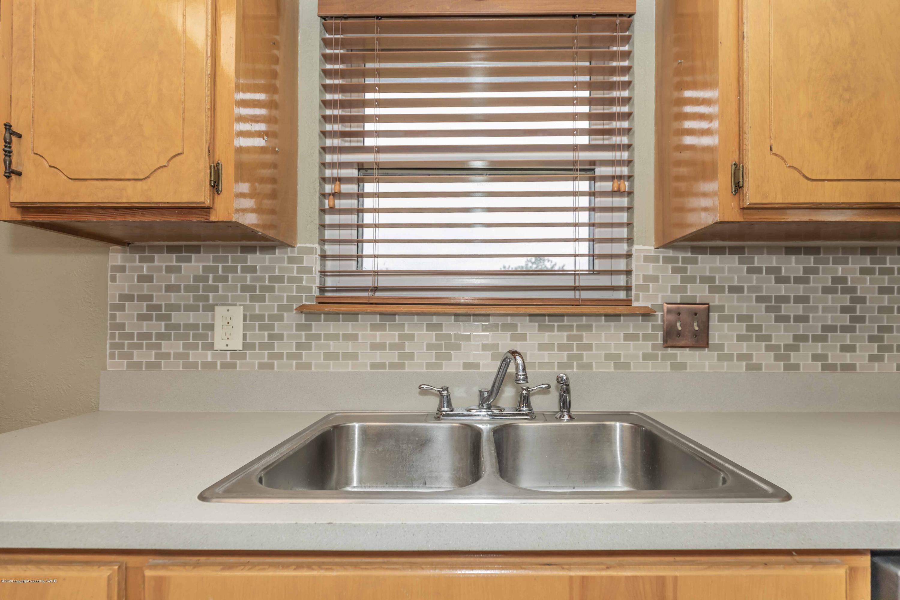 5402 While A Way Road Amarillo, TX 79109 - Photo 10 of 36 KITCHEN VIEW 3