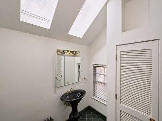 1331 Beechwood Boulevard Pittsburgh, PA 15217 - Photo 16 of 25 a view of a hallway with a small space