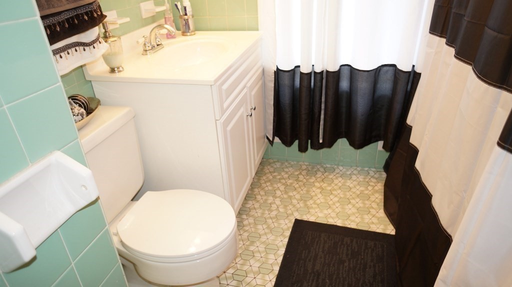 7-9 Mace Place Lynn, MA 01902 - Photo 22 of 24