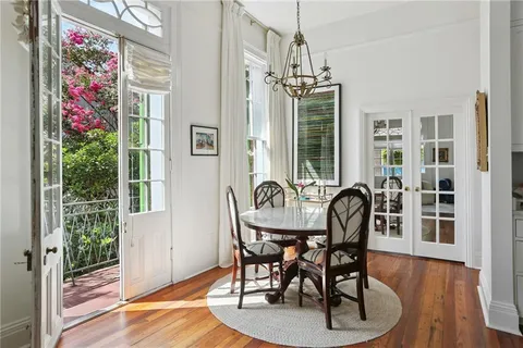 $1,095,000 | 1022 St Peter, Unit 201, New Orleans, LA 70116