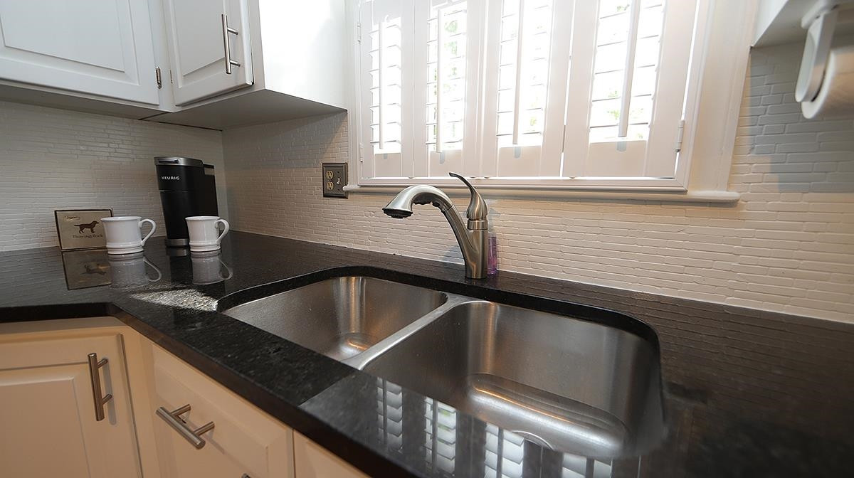 2208 Middlefield Court Raleigh, NC 27615 - Photo 15 of 34 Kitchen