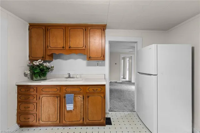 $250,000 | 8290 Lake Ridge Drive, Clemmons, NC 27012