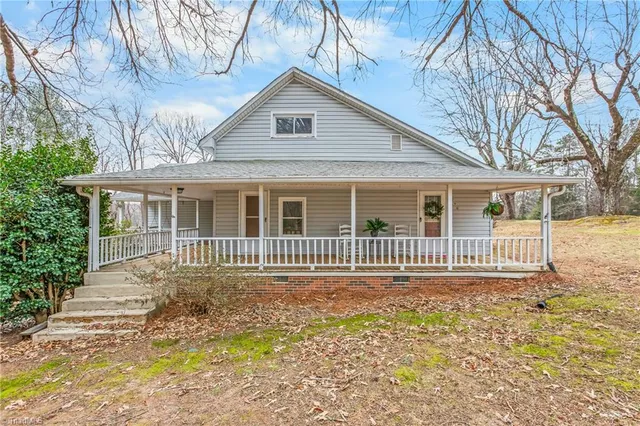 $250,000 | 8290 Lake Ridge Drive, Clemmons, NC 27012