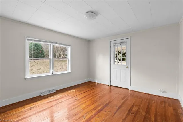 $250,000 | 8290 Lake Ridge Drive, Clemmons, NC 27012