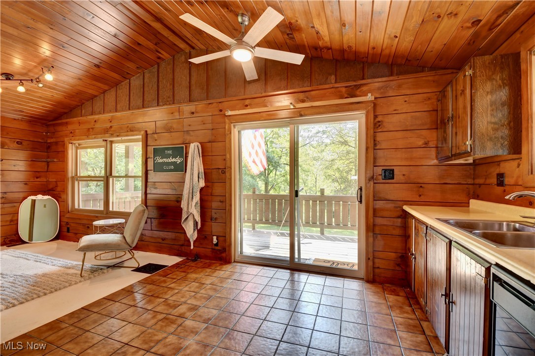 79700 Riggs Hollow Road Tippecanoe, OH 44699 - Photo 9 of 26 Gallery Image 9
