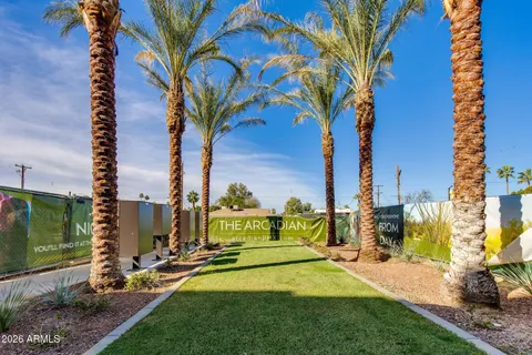 $718,000 | 4220 North 32nd Street, Unit 8, Phoenix, AZ 85016