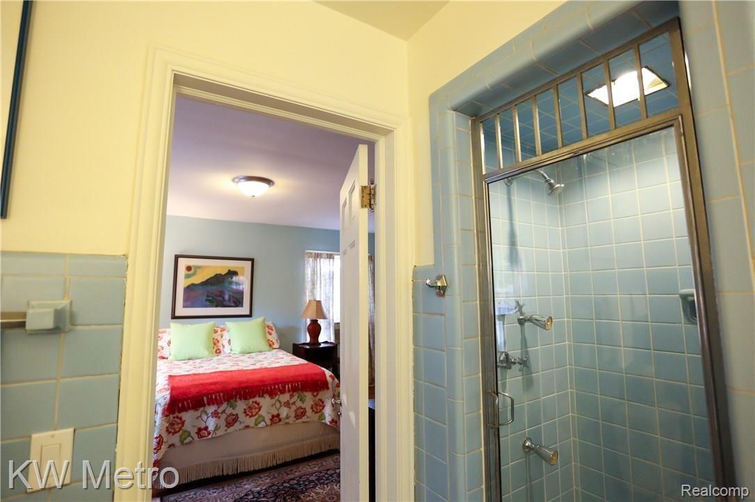 19590 Stratford Road Detroit, MI 48221 - Photo 25 of 38 Stratford-25.jpg