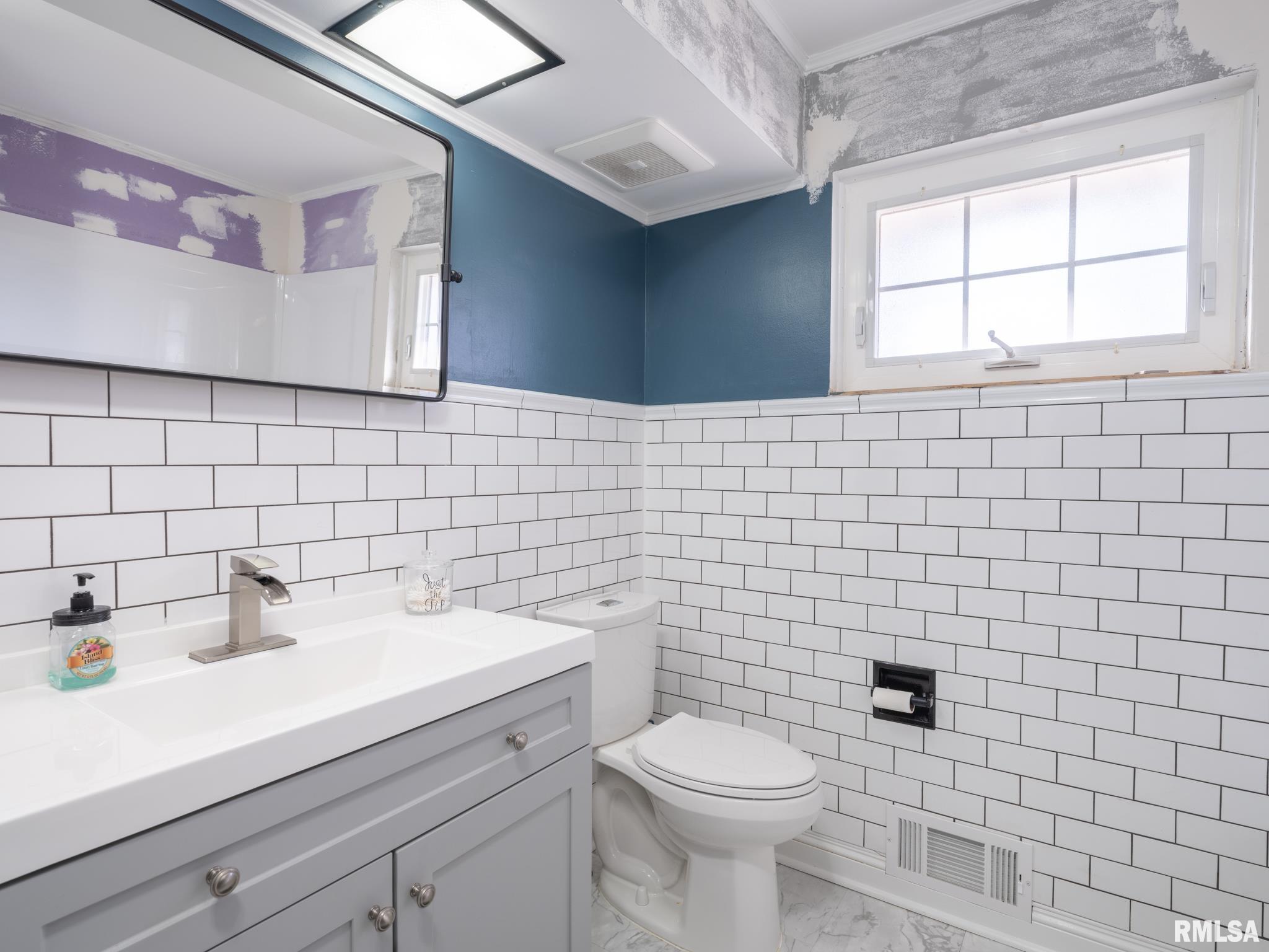 105 South Rustic Road East Peoria, IL 61611 - Photo 22 of 51 Gallery Image 22