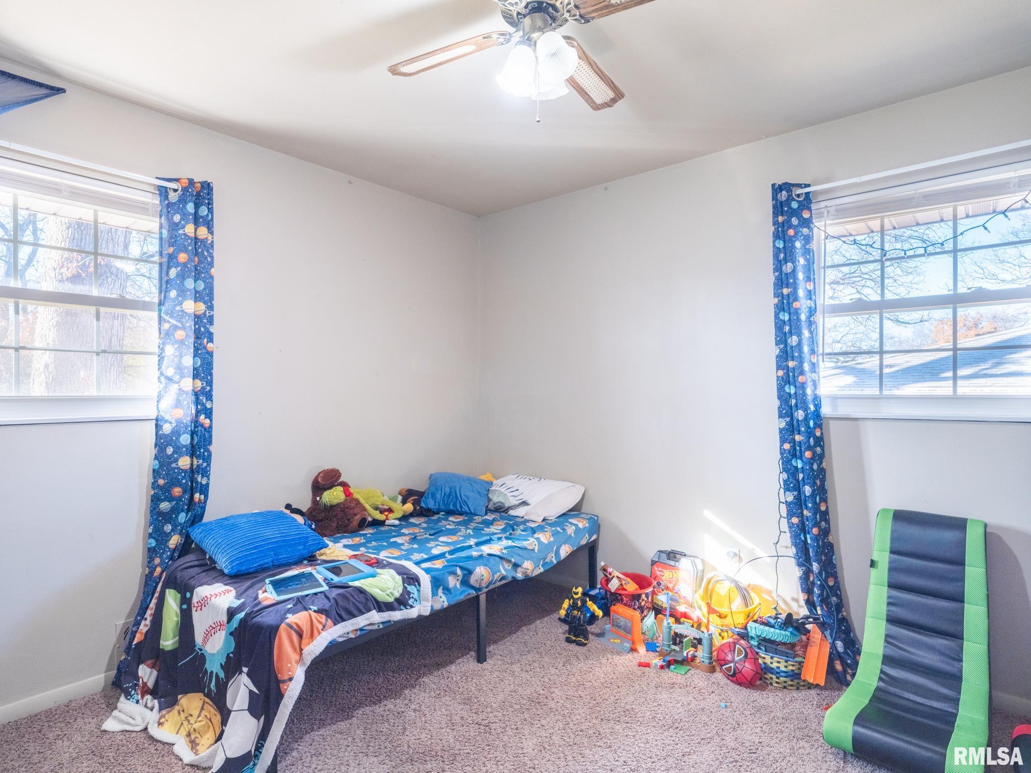 105 South Rustic Road East Peoria, IL 61611 - Photo 25 of 51 Gallery Image 25