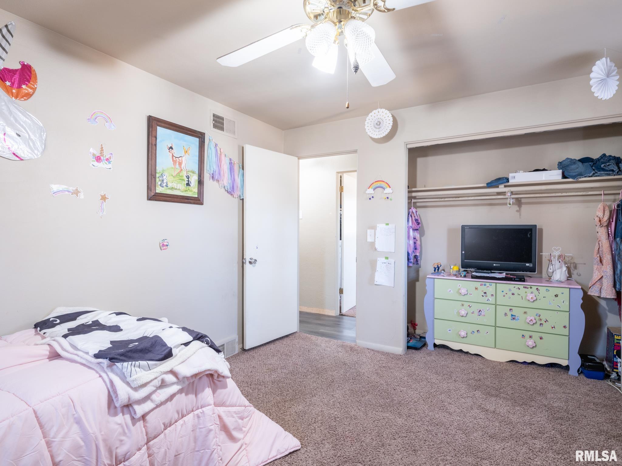 105 South Rustic Road East Peoria, IL 61611 - Photo 28 of 51 Gallery Image 28