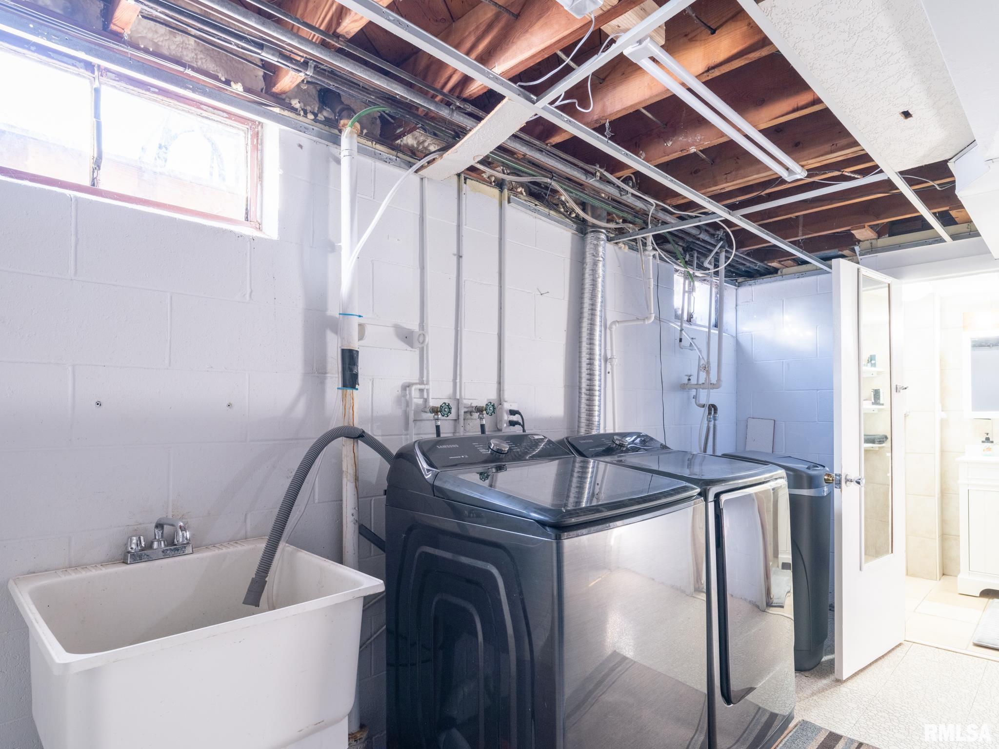 105 South Rustic Road East Peoria, IL 61611 - Photo 40 of 51 Gallery Image 40