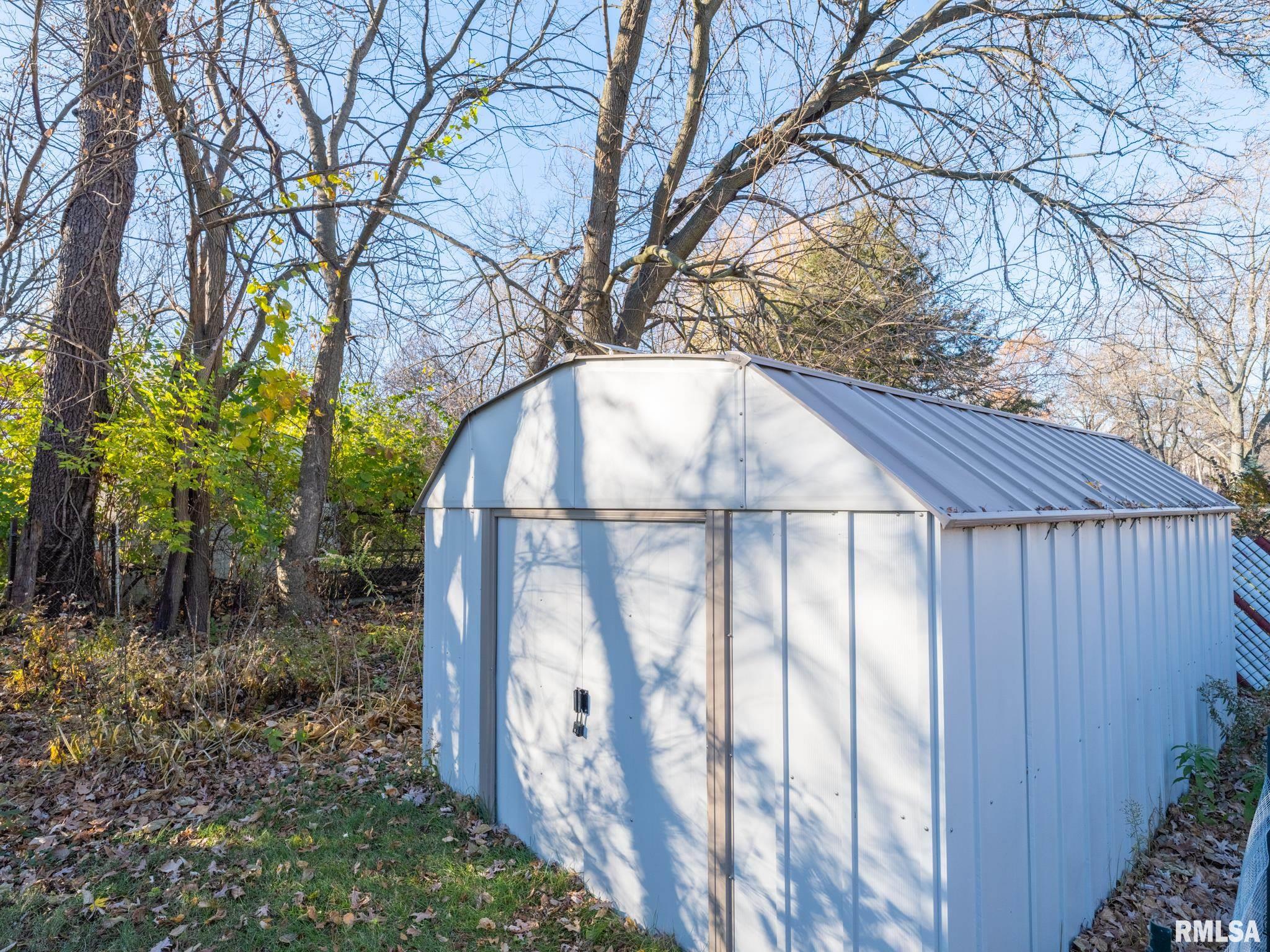 105 South Rustic Road East Peoria, IL 61611 - Photo 50 of 51 Gallery Image 50