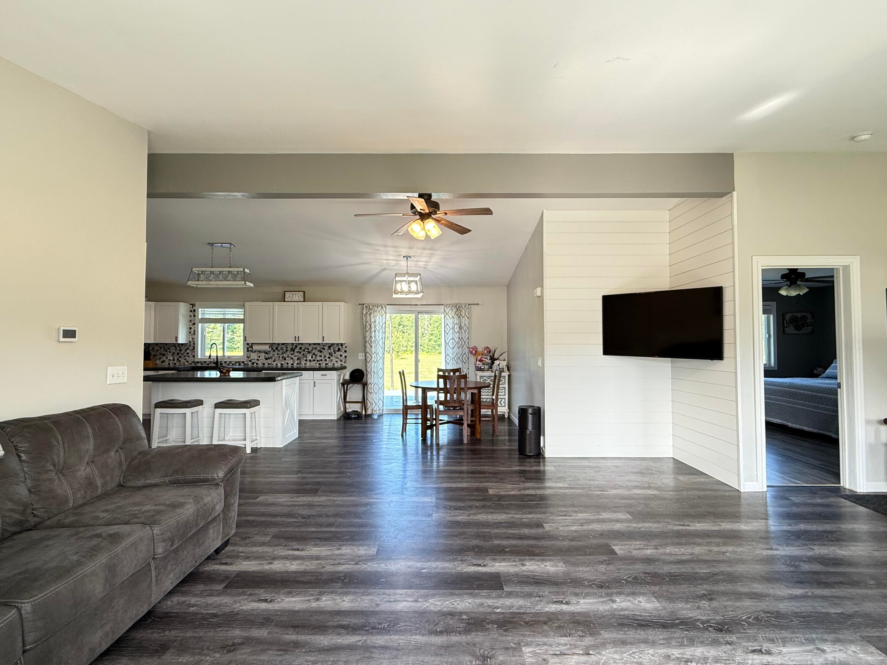 11600 South Ridge Road Dafter, MI 49724 - Photo 11 of 38 Gallery Image 11