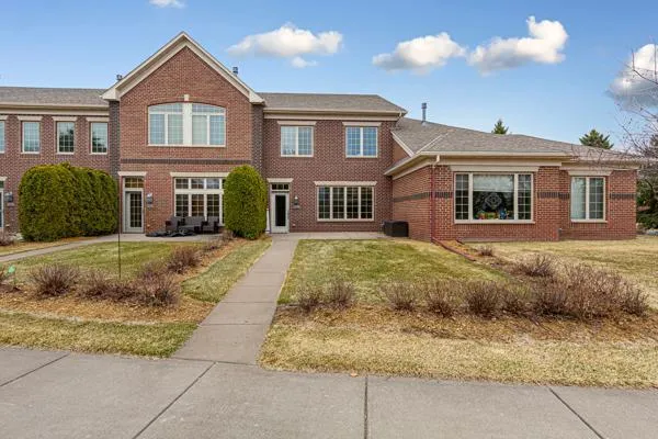 $314,900 | 2879 Edison Street Northeast, Unit B, Blaine, MN 55449