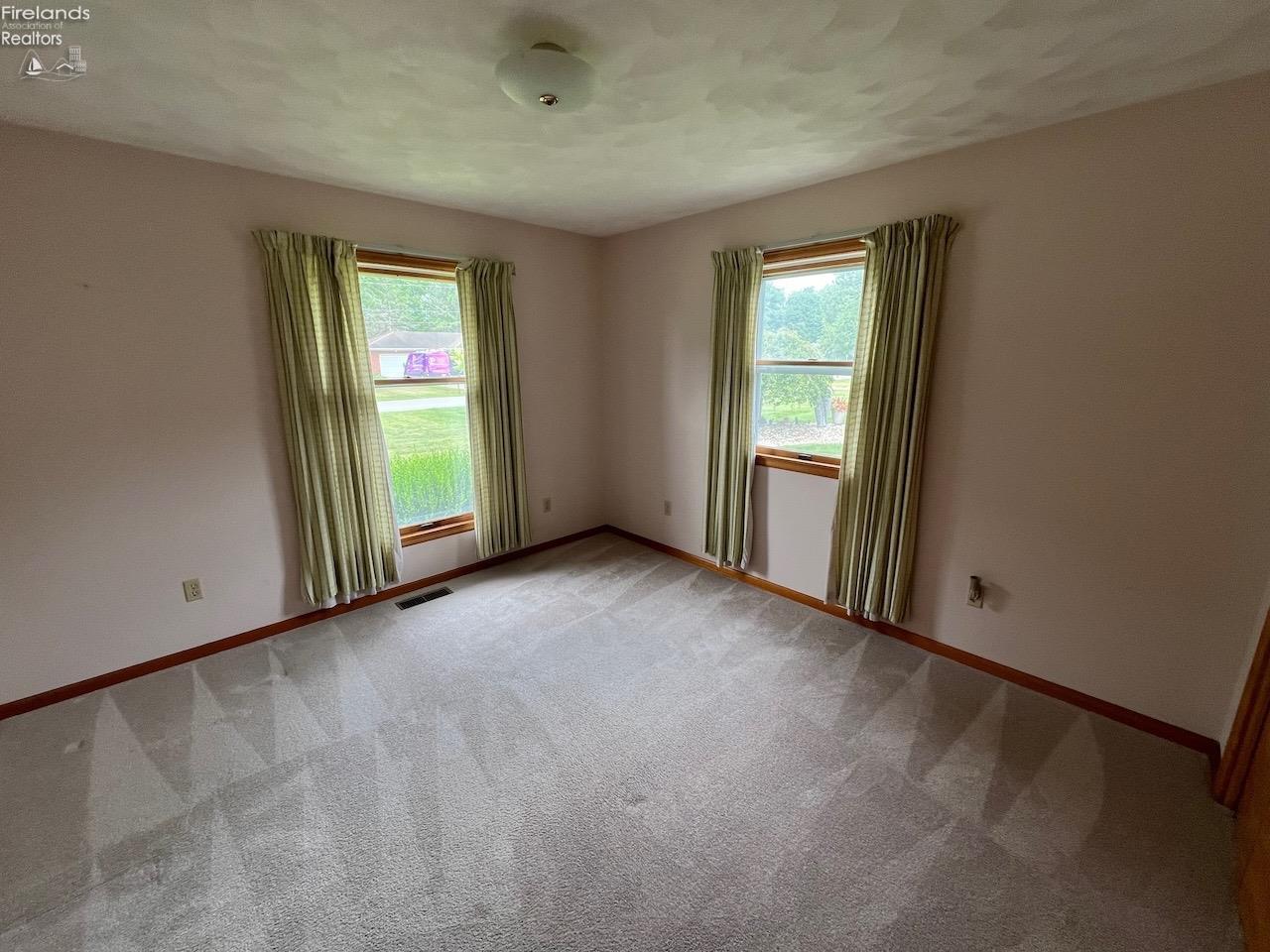 1231 Buchman Road Fremont, OH 43420 - Photo 10 of 50 Gallery Image 10