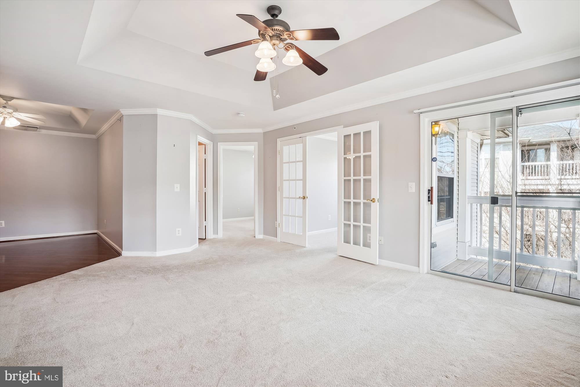 14162 Cuddy Loop, Unit 304 Woodbridge, VA 22193 - Photo 12 of 33 Living Room