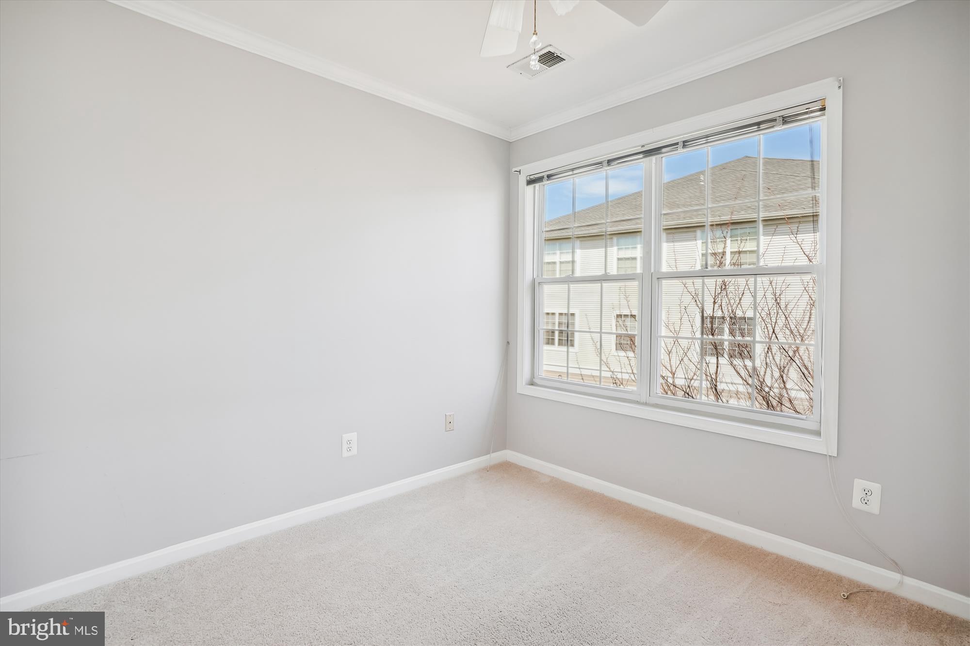 14162 Cuddy Loop, Unit 304 Woodbridge, VA 22193 - Photo 20 of 33 Den or Bedroom 3