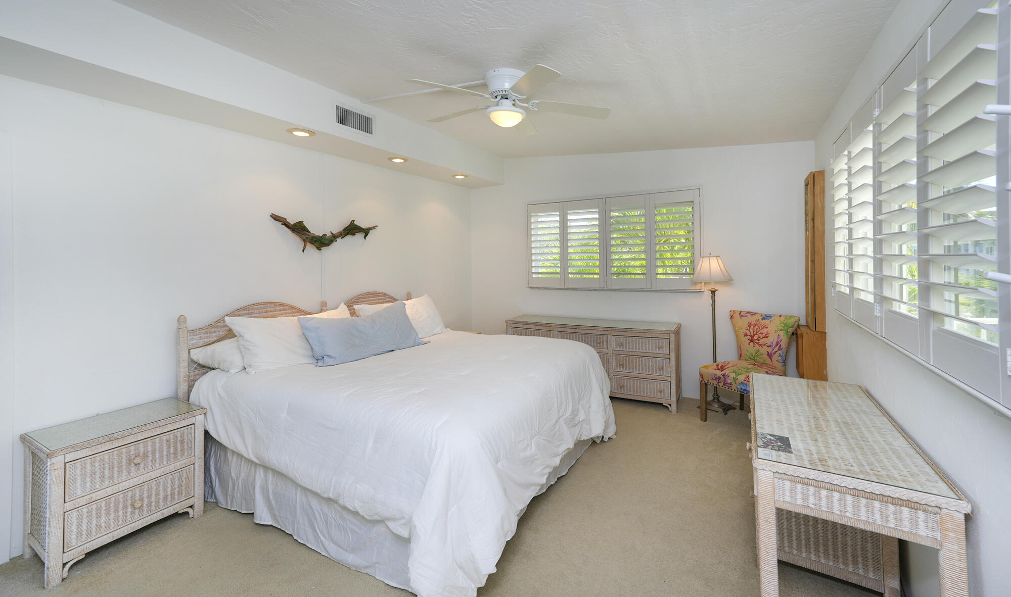 102 Redwing Road Tavernier, FL 33070 - Photo 16 of 71 Primary Suite