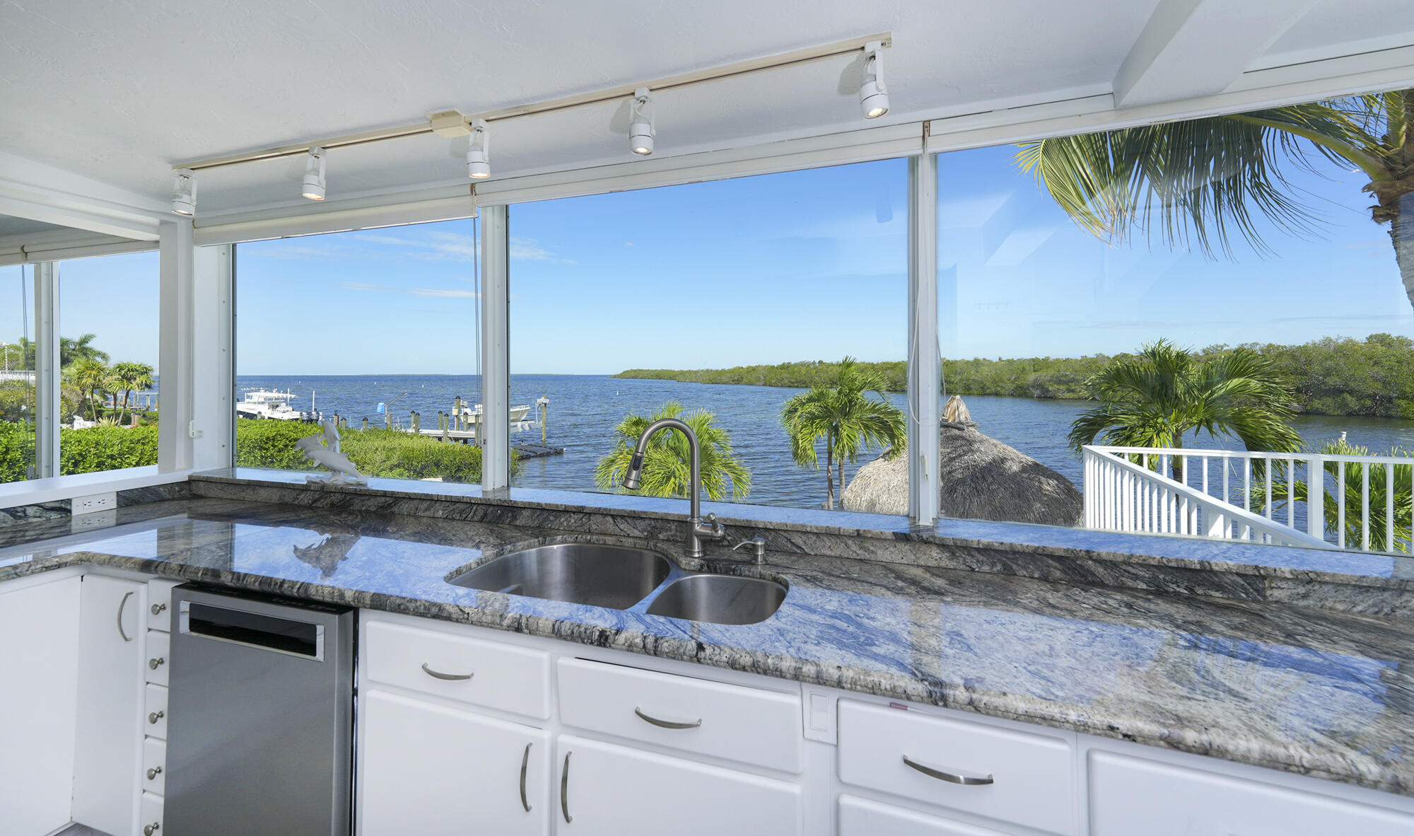 102 Redwing Road Tavernier, FL 33070 - Photo 7 of 71 Breathtaking Views