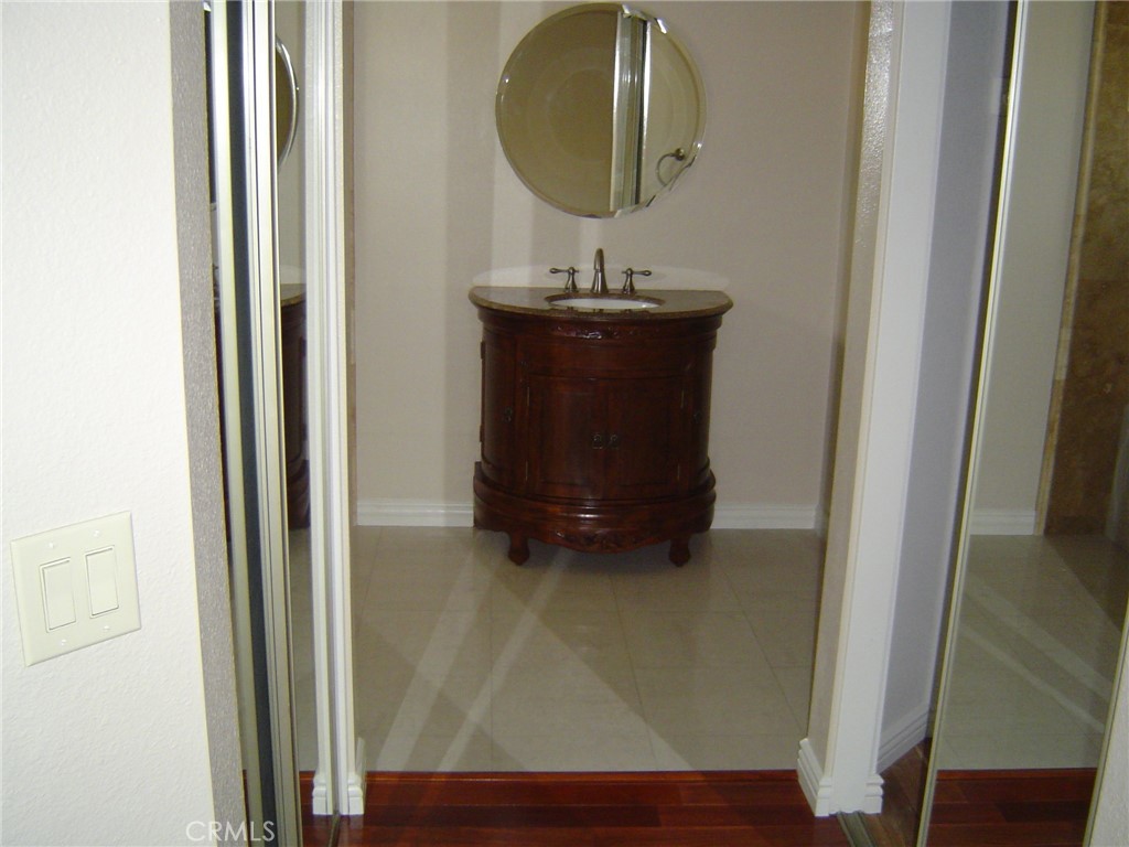 902 Basilone Drive Riverside, CA 92506 - Photo 13 of 21 Gallery Image 13