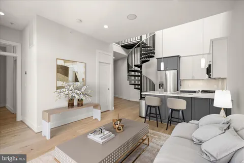 $824,900 | 3035 15th Street Northwest, Unit 401PH, Washington, DC 20009