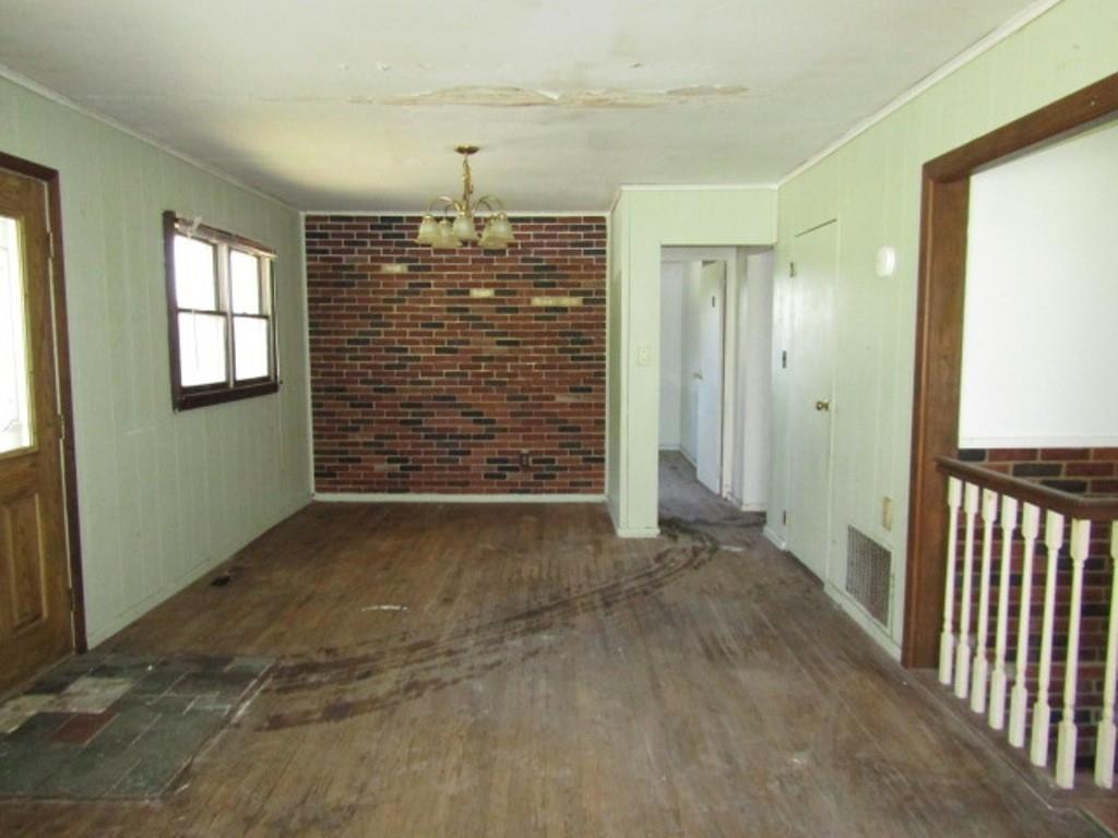 533 Ehman Avenue Baden, PA 15005 - Photo 9 of 27