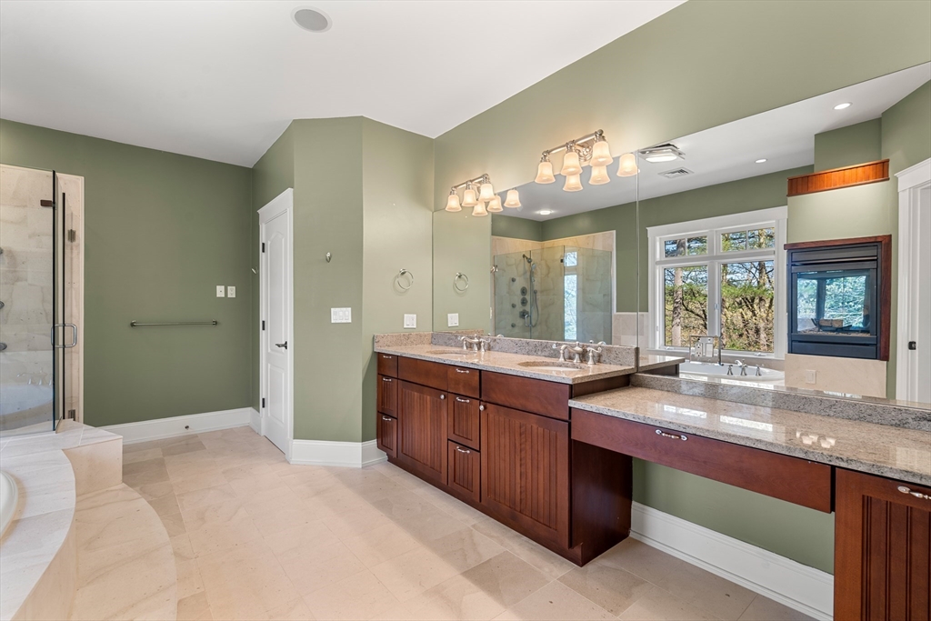 57 Beaver Pond Road Beverly, MA 01915 - Photo 23 of 42