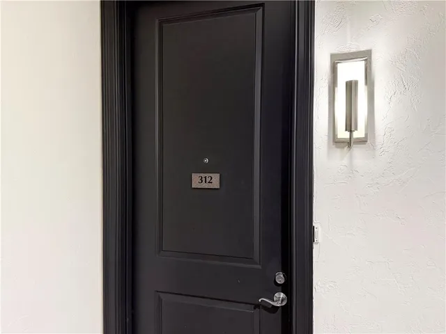 $489,000 | 10531 Mission Road, Unit 312, Leawood, KS 66206