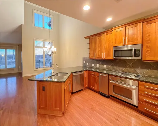 $489,000 | 10531 Mission Road, Unit 312, Leawood, KS 66206