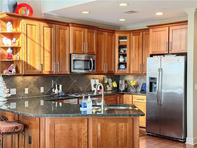 $489,000 | 10531 Mission Road, Unit 312, Leawood, KS 66206