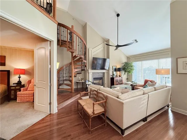 $489,000 | 10531 Mission Road, Unit 312, Leawood, KS 66206