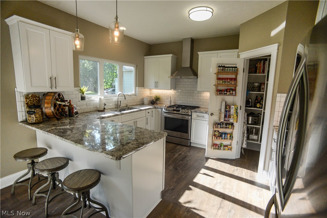 1712 Brainard Road Cleveland, OH 44124 - Photo 9 of 26
