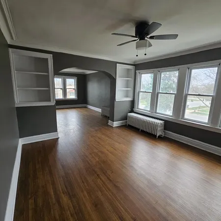 $265,000 | 2626 96th Place, Evergreen Park, IL 60805