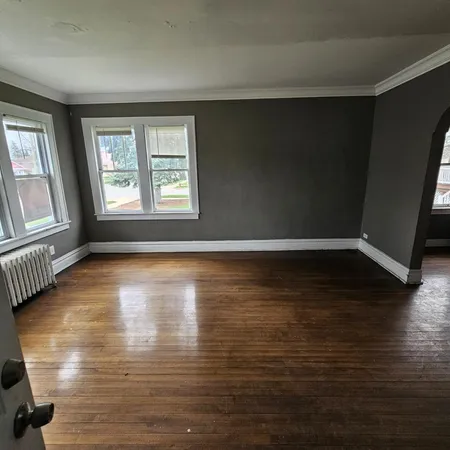 $265,000 | 2626 96th Place, Evergreen Park, IL 60805
