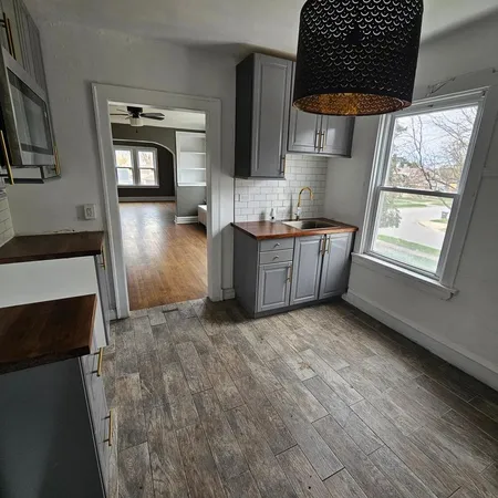 $265,000 | 2626 96th Place, Evergreen Park, IL 60805