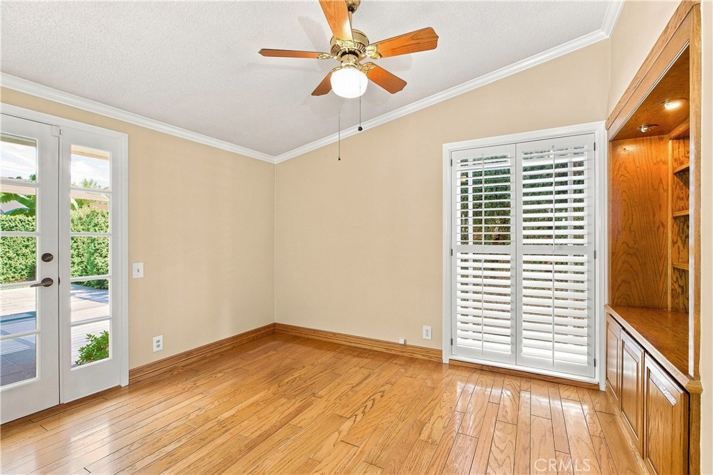 11232 Pemberton Road Los Alamitos, CA 90720 - Photo 21 of 31 Guest bedroom 1b