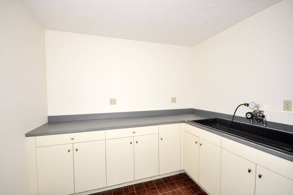 108 Pantry Road Sudbury, MA 01776 - Photo 25 of 30 Gallery Image 25